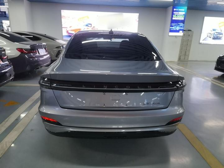 Z 2024 2.0T RWD Hybrid photo 5