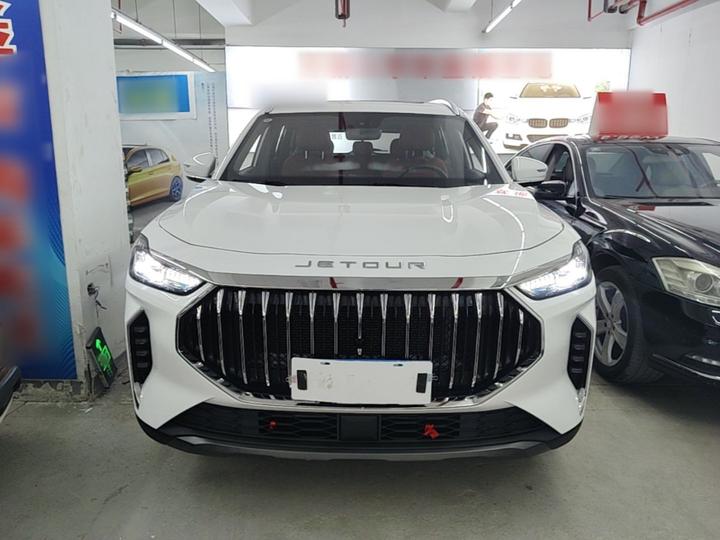 X70 PLUS 2025 1.5T CVT Flagship PRO 5-Seater photo 2