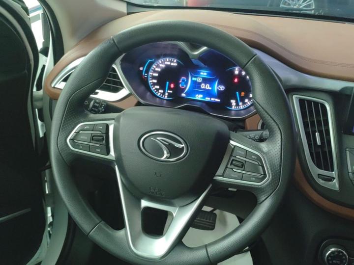 DX7 2018 1.5T AT Honor photo 6