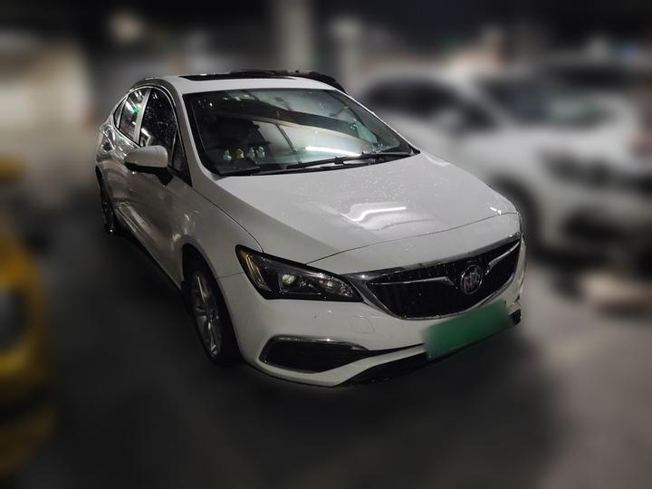 Verano 2018 Sedan 20T DCT Leading photo 3