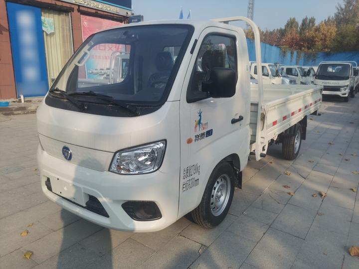 Xiangling M EV 2023 M1 BYD
