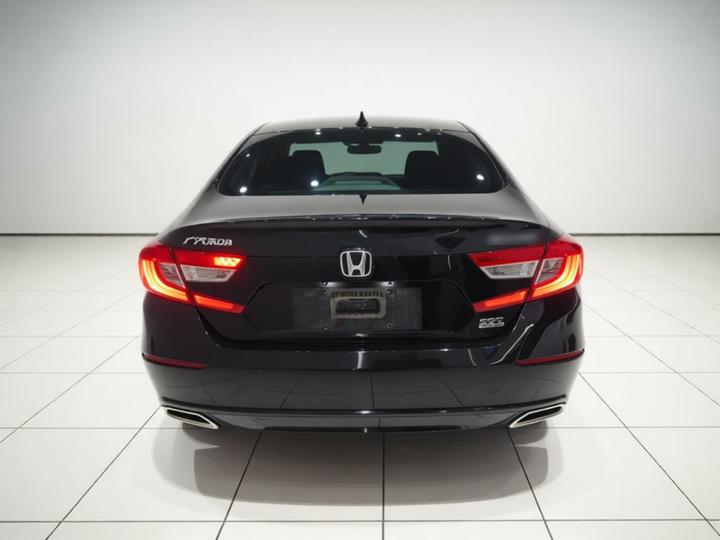 Accord 2018 260TURBO Elite China VI photo 3