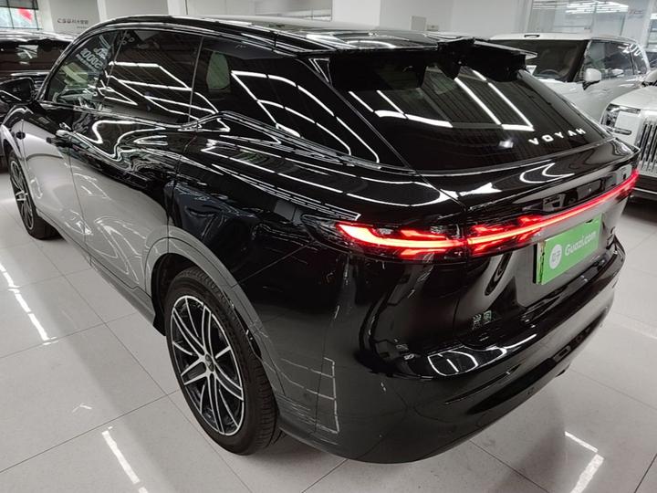 Voyah 2025 AWD Qiankun photo 4