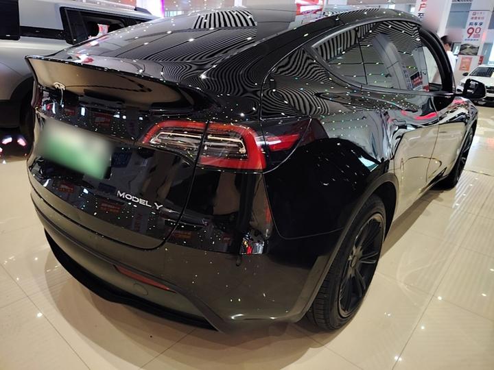 Model Y 2022 RWD photo 6