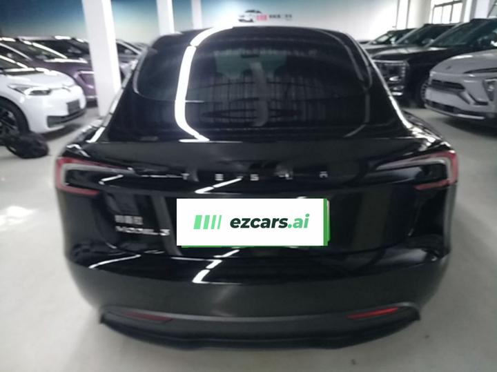 Model 3 2023 RWD photo 5