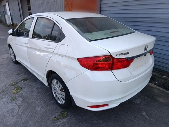 2015 1.5L CVT Comfort photo 4