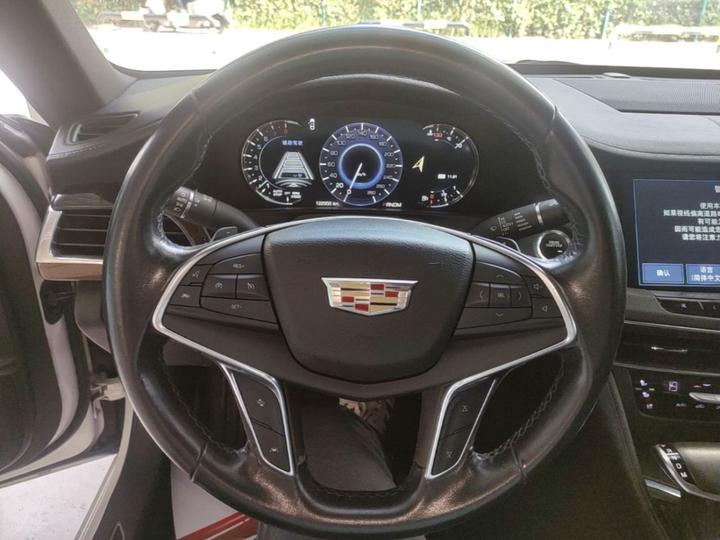 CT6 2017 28T Luxury photo 6