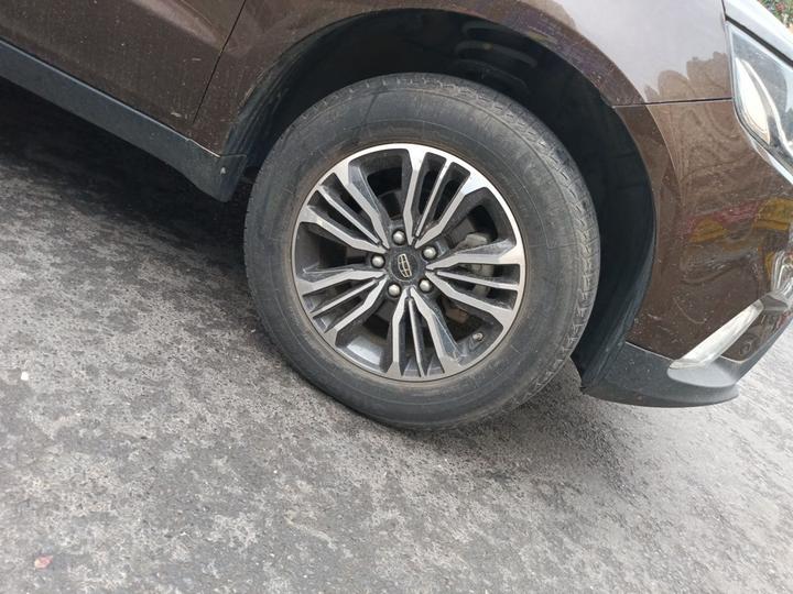 Vision X6 2016 1.8L MT Premium photo 8