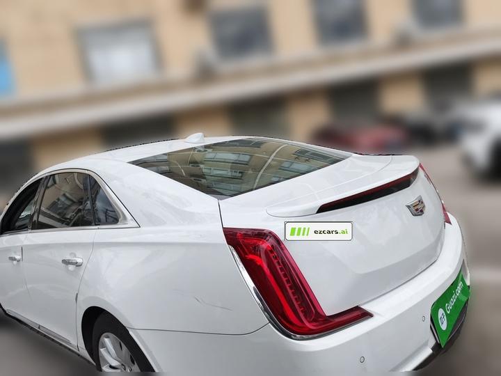 XTS 2018 28T Elite photo 4