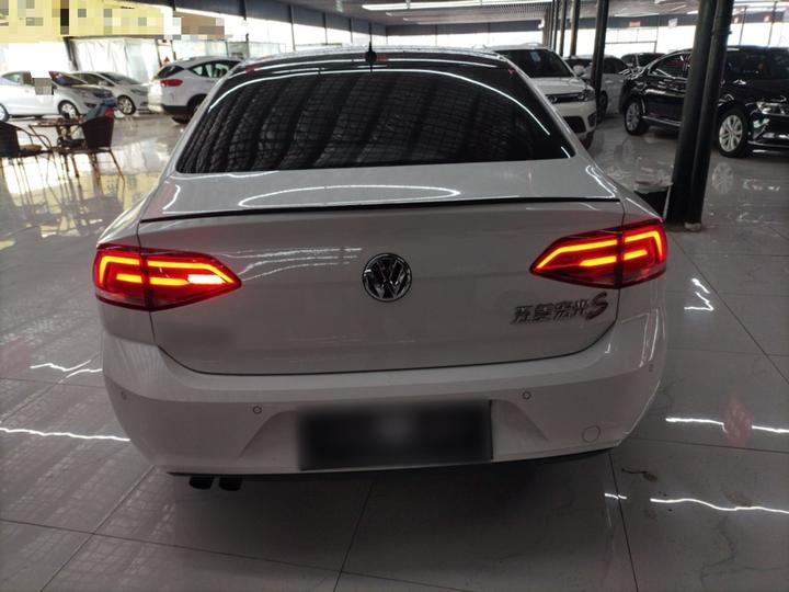 Lamando 2018 230TSI DSG photo 3