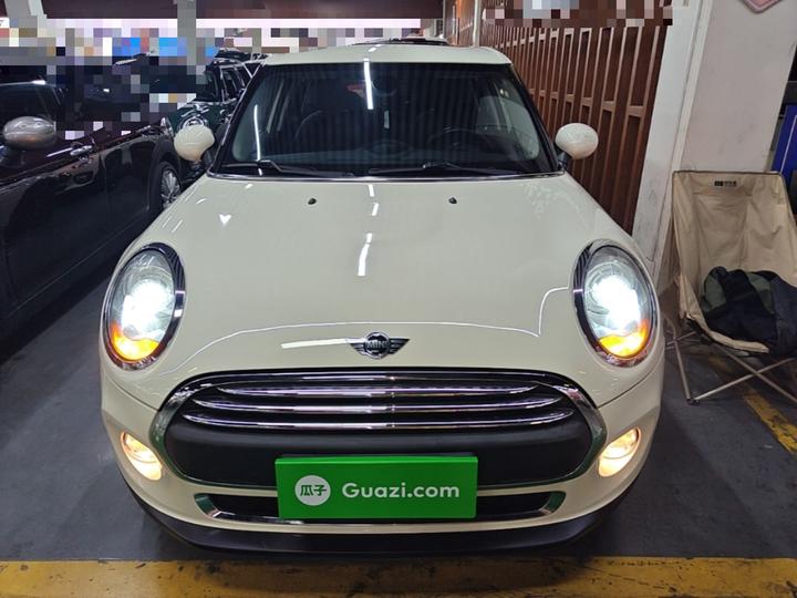2016 1.2T ONE 5-Door photo 2