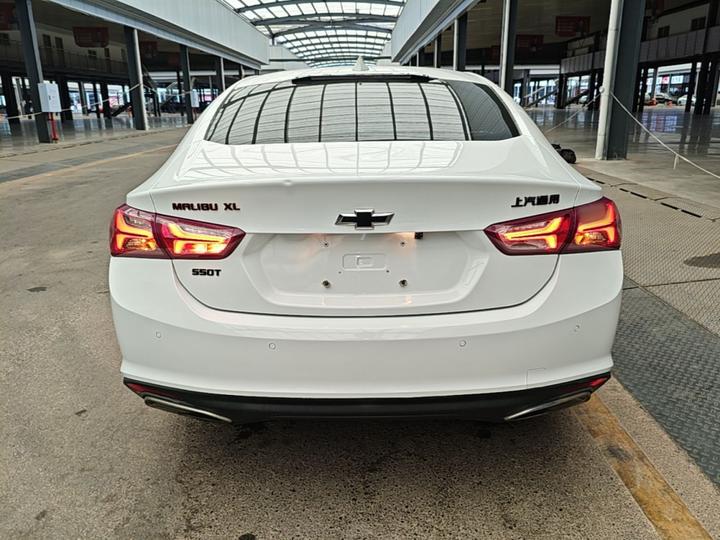 Malibu XL 2019 Redline 550T AT photo 3