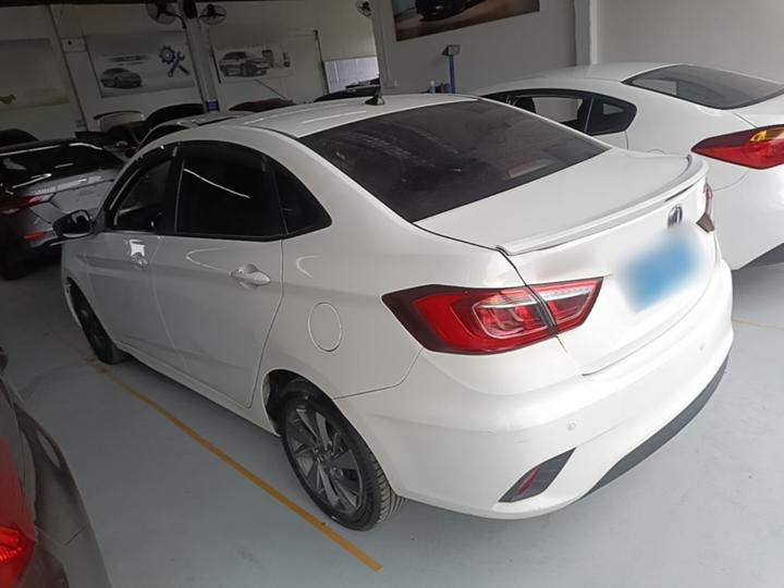 Eado DT 2018 1.6L MT photo 4
