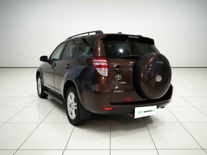 RAV4 2013 2.0L AT Elite photo 4