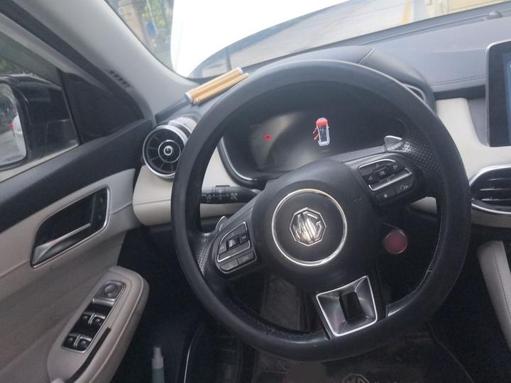 MG Pilot 2021 300TGI AT RWD Trophy Exclusive photo 3