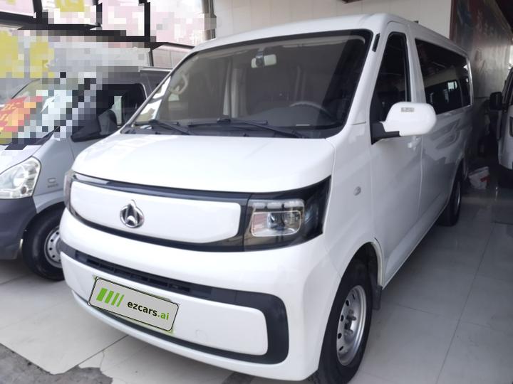 Changan EM80 2025 Comfort 6-Seater 300km