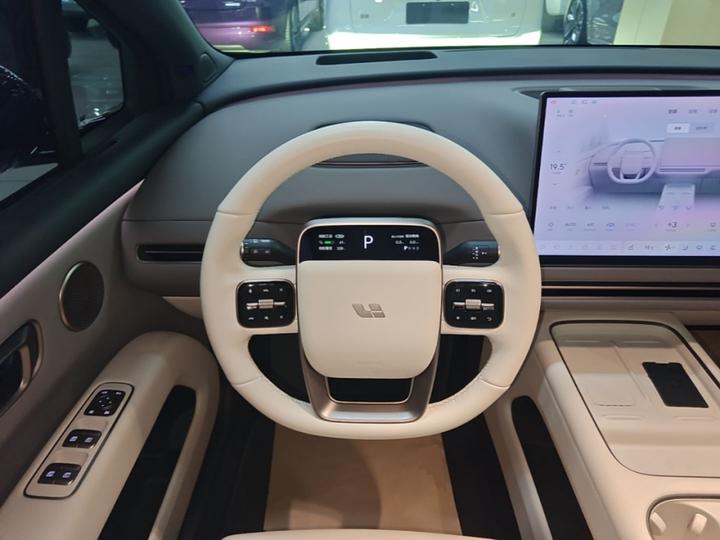 Li Auto i6 2025 AWD Standard photo 6