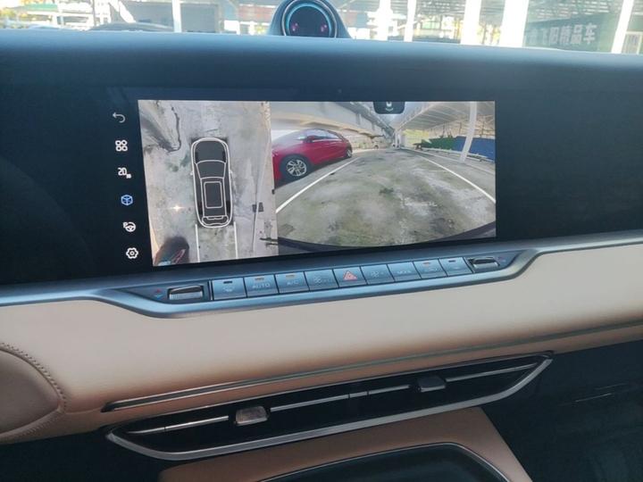Voyah FREE 2024 Extended Range ADAS photo 8