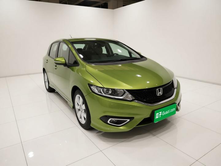 Jade 2014 1.8L CVT Luxury 5-Seater photo 3