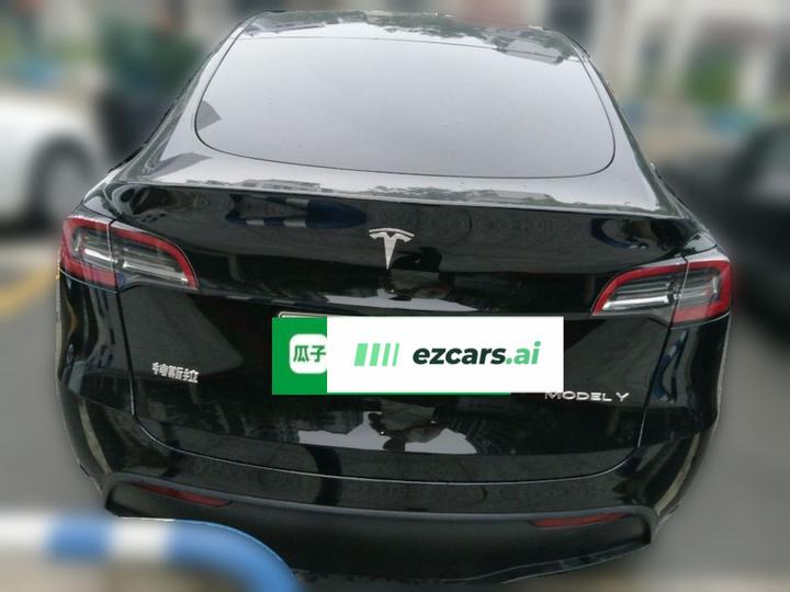 Model Y 2023 RWD photo 5