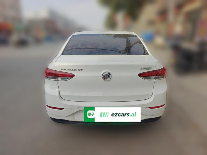 Excelle 2021 Facelift Classic 1.5L AT Elite photo 5