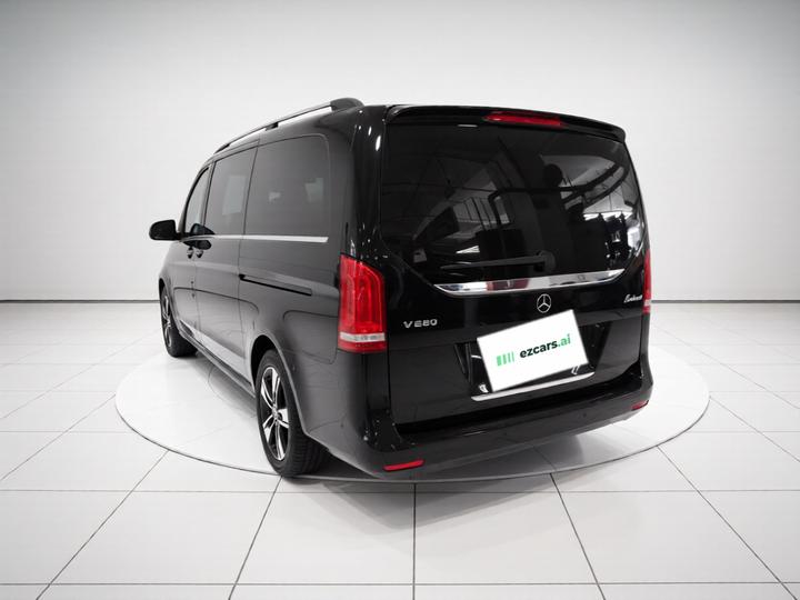 V-Class 2021 V 260 Premium photo 4