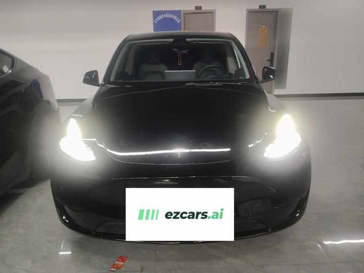 Model Y 2023 RWD photo 2