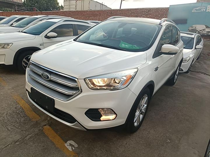 Kuga 2018 Facelift EcoBoost 180 RWD
