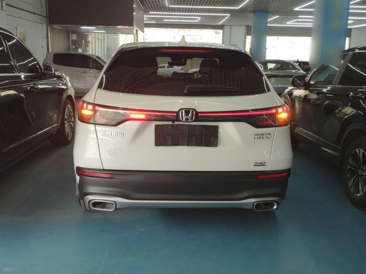 HR-V 2023 240TURBO photo 3