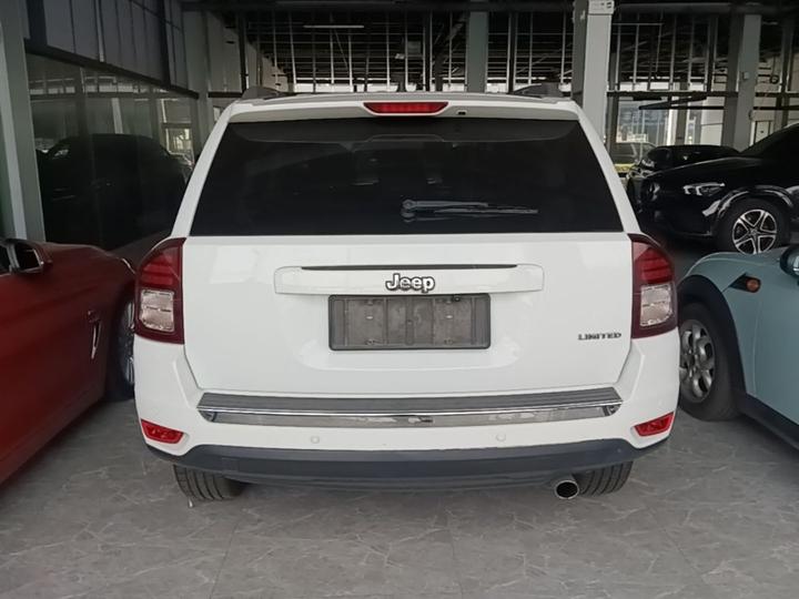 Compass Imported 2014 Facelift 2.0L RWD Elite photo 3