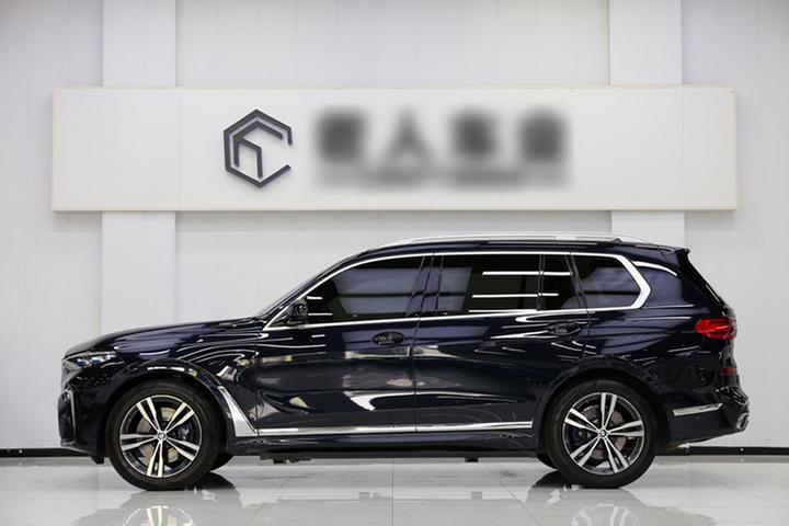 X7 2022 xDrive40i Exclusive M Sport Package photo 6