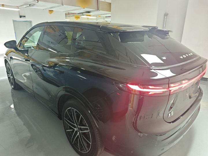 Voyah 2025 AWD Qiankun photo 4