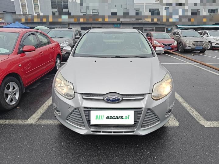 Focus 2012 Sedan 1.6L AT photo 2
