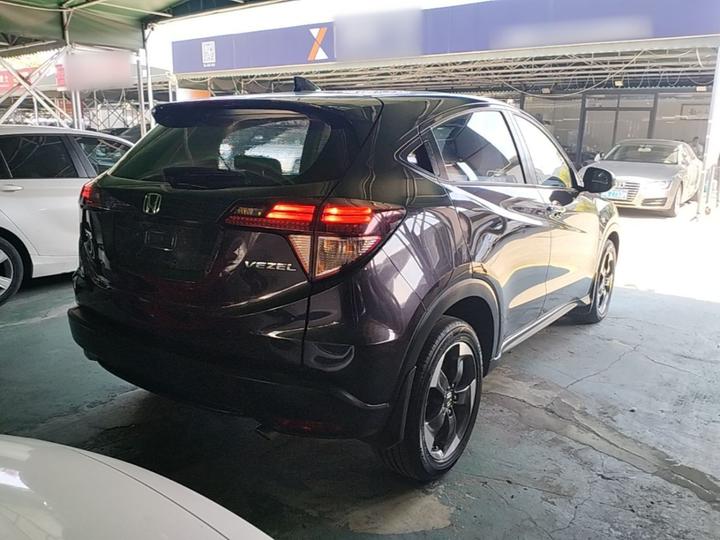 Vezel 2017 1.8L CVT RWD Pioneer photo 6
