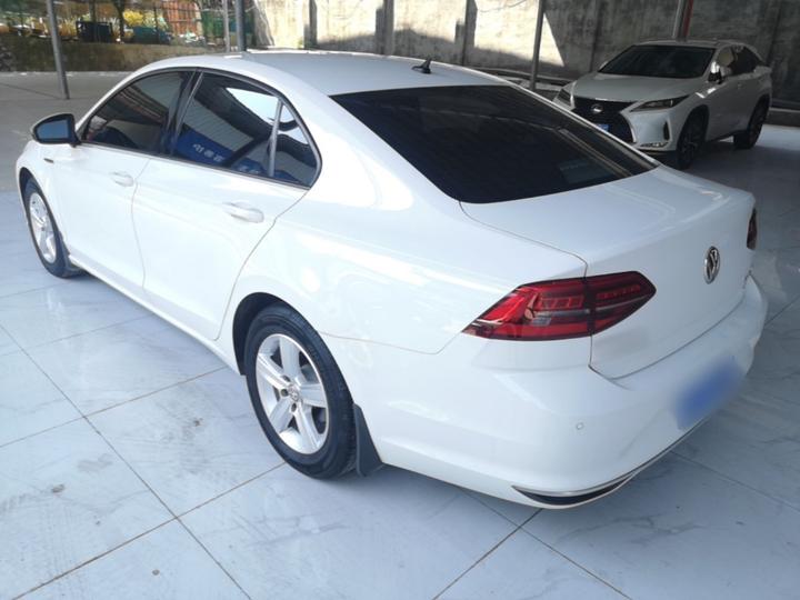 Lamando 2019 230TSI DSG China VI photo 4