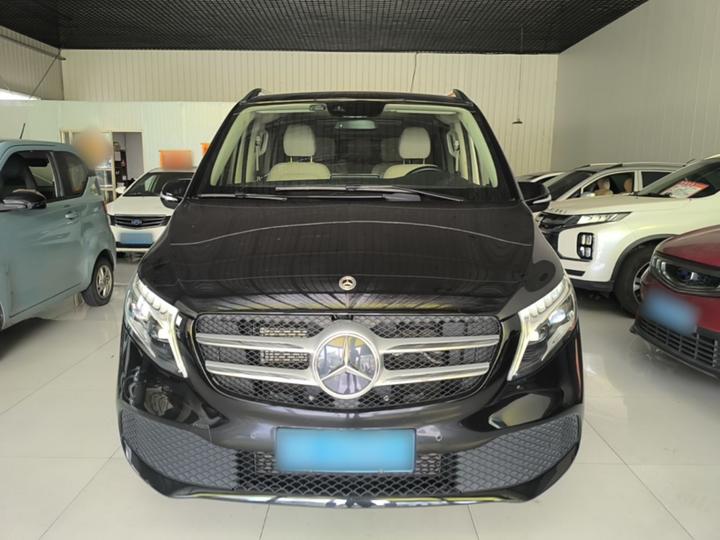 V-Class 2022 V 260 Pilot photo 2