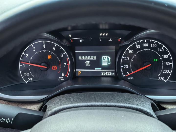 Cruze 2022 320 AT photo 2