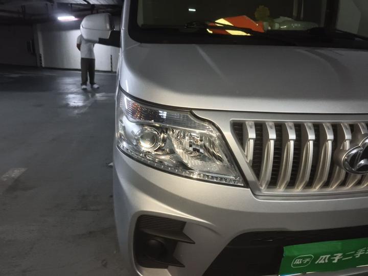 Changan M60 2023 1.5L GDI Comfort Bus 6/7-Seater photo 7