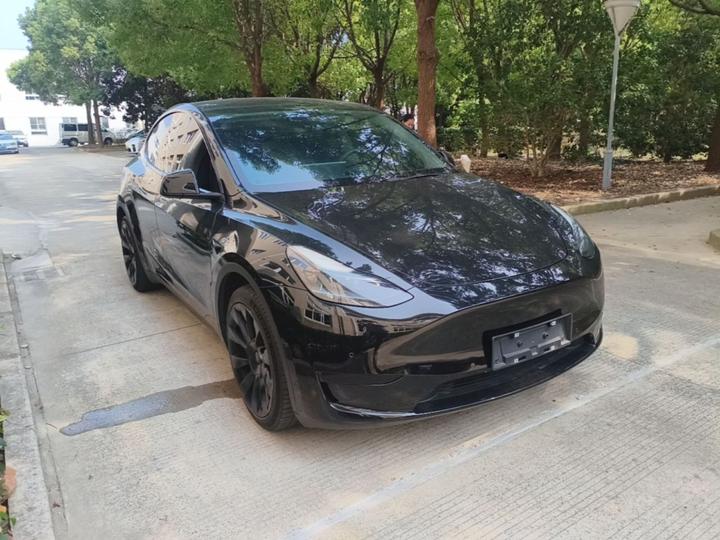 Model Y 2022 Facelift RWD photo 3