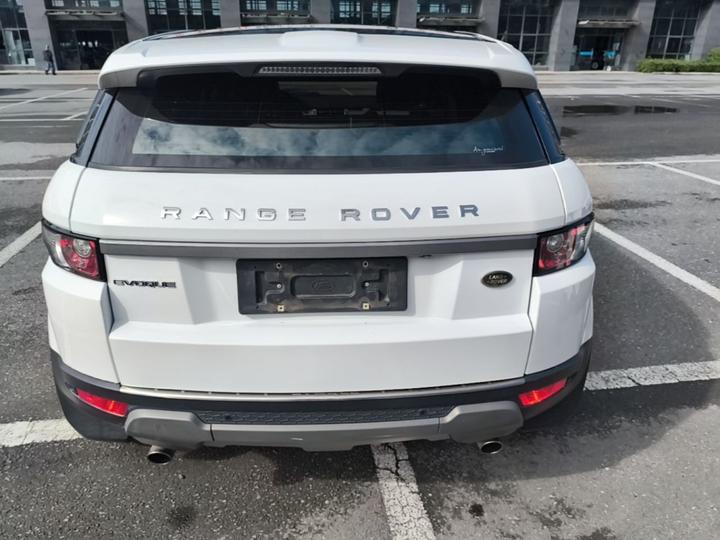 Range Rover Evoque 2015 2.0T 5-Door photo 3