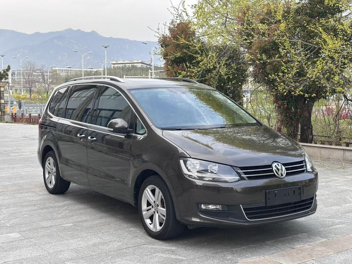 2016 380TSI 7-Seater photo 2