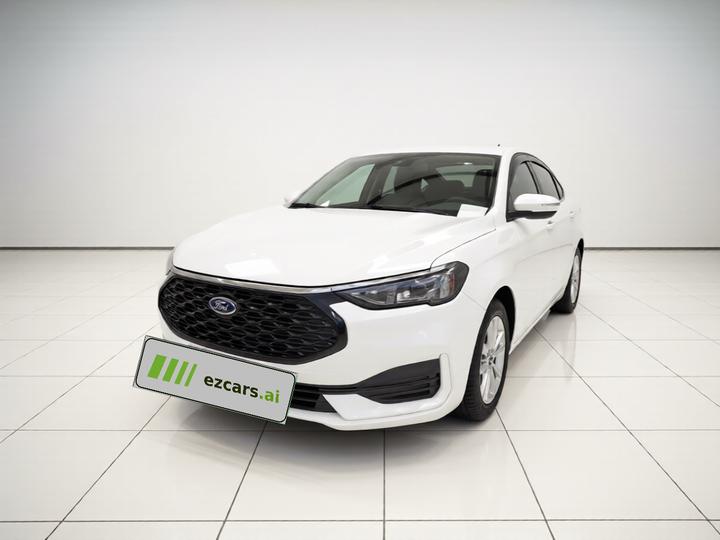 Escort 2021 1.5L AT