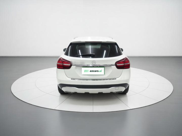 GLA 2018 GLA 200 Dynamic photo 5