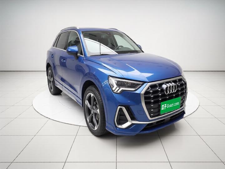 Q3 2019 40 TFSI Fashion Dynamic photo 3