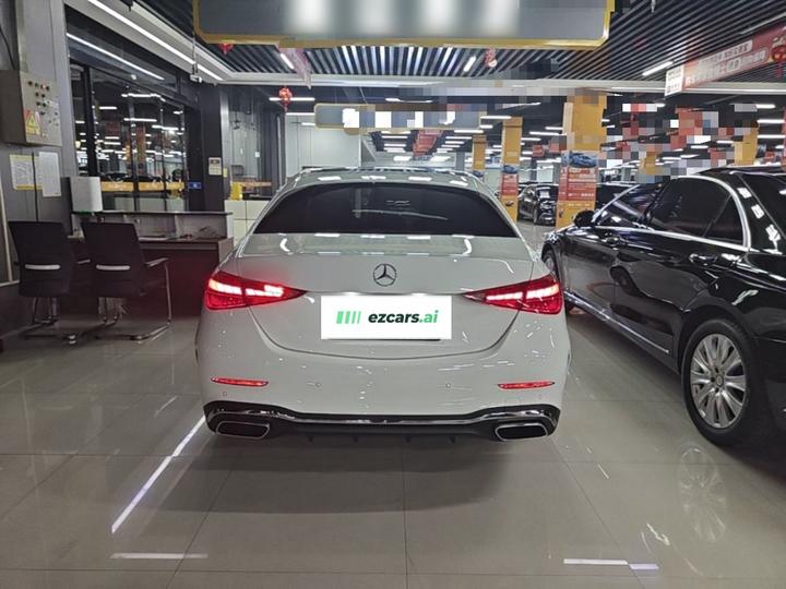 C-Class 2025 Facelift C 260 L Sport photo 5