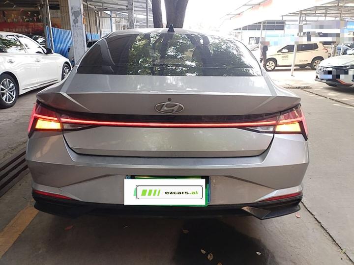 Elantra 2021 1.5L CVT LUX Premium photo 5