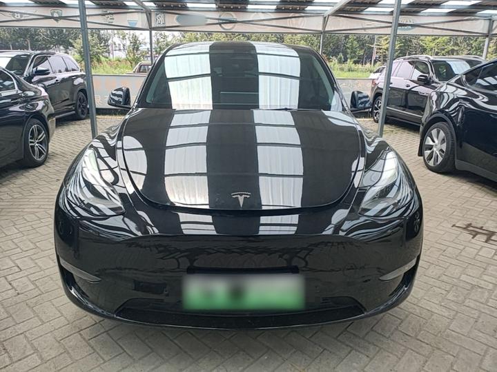 Model Y 2021 Standard Range RWD photo 2