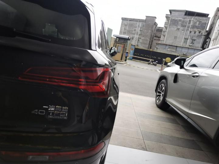 Q5L 2024 40 TFSI Luxury Dynamic photo 7