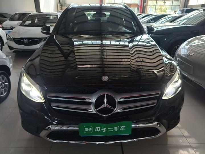 GLC 2017 GLC 200 4MATIC photo 2