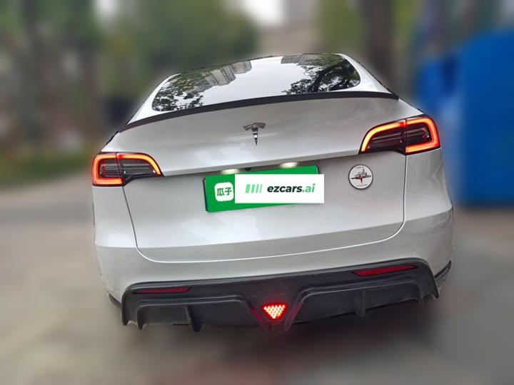 Model Y 2021 Standard Range RWD photo 5